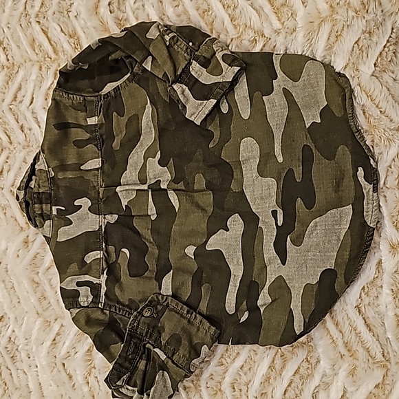 Gap toddler button down - Picture 5 of 5